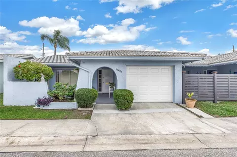 10425 Larchmont Pl N, Pinellas Park, FL 33782