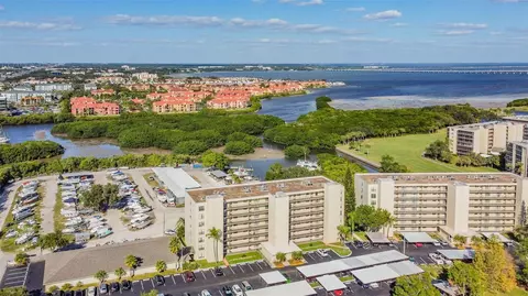 2800 Cove Cay Dr #7G, Clearwater, FL 33760