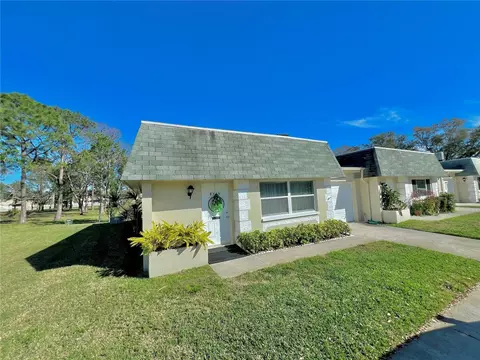 8245 Burgundy Dr N #3  8, Pinellas Park, FL 33781