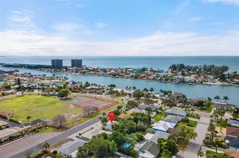 477 84th Ave, Saint Pete Beach, FL 33706