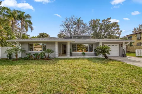 1411 Sunset Dr, Clearwater, FL 33755
