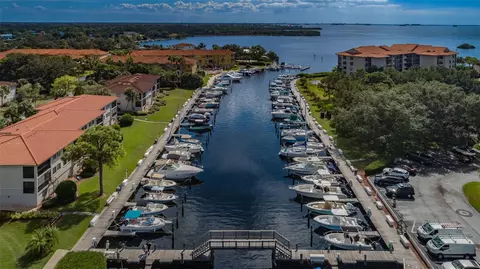 1800 Mariner Dr #6, Tarpon Springs, FL 34689