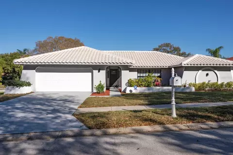 5022 Orange Grove Way, Palm Harbor, FL 34684