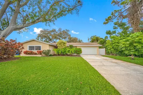 6673 11th Ave N, Saint Petersburg, FL 33710