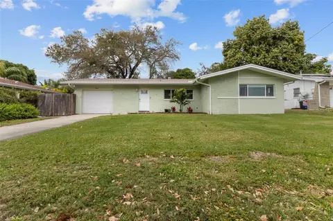 1620 Brookside Blvd, Largo, FL 33770 photo 1
