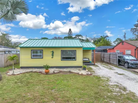 2661 Miriam St S, Gulfport, FL 33711