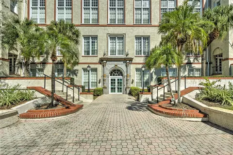 701 Mirror Lake Dr N #308, Saint Petersburg, FL 33701