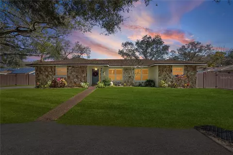 9973 Wilson Ave, Seminole, FL 33776