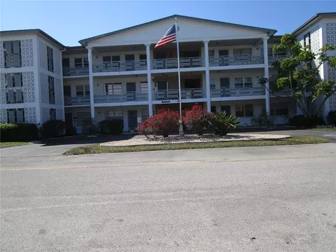 6000 20th St N #118, Saint Petersburg, FL 33714
