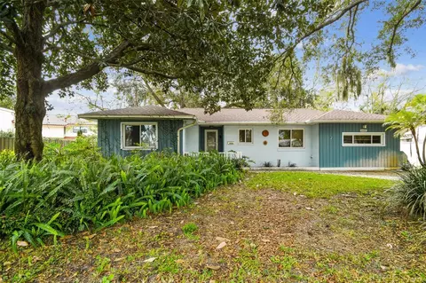 6432 Dartmouth Ave N, Saint Petersburg, FL 33710