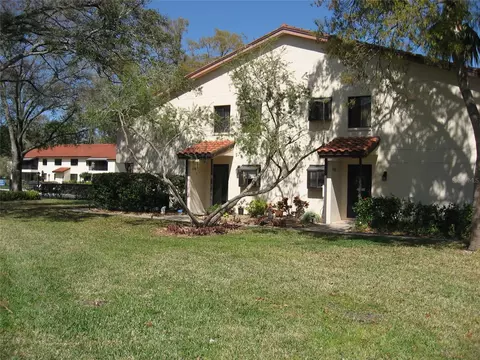 5755 Gardens Dr, Sarasota, FL 34243