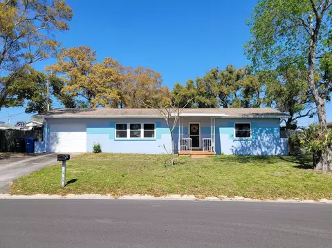 10597 125th Ave, Largo, FL 33773