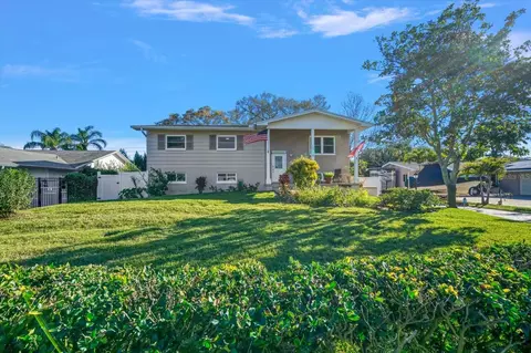 13238 87th Ave, Seminole, FL 33776