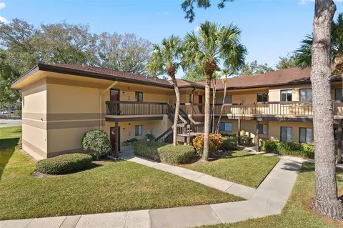 2683 Sabal Springs Cir #202, Clearwater, FL 33761
