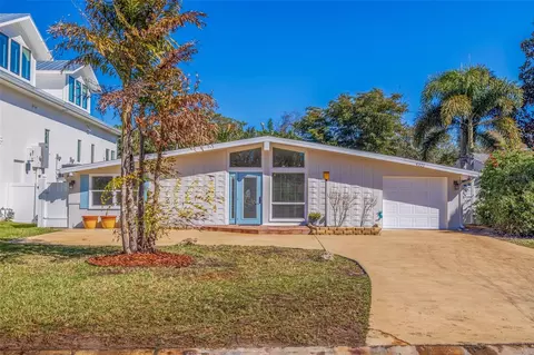4321 Helena St NE, Saint Petersburg, FL 33703