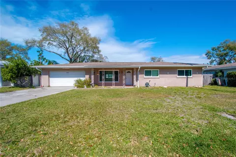 968 Knollwood Dr, Dunedin, FL 34698