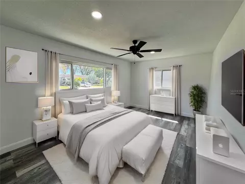 225 NW Lincoln Cir N, Saint Petersburg, FL 33702