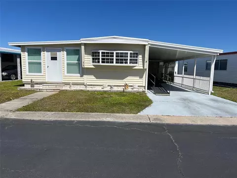13225 101st St #478, Largo, FL 33773