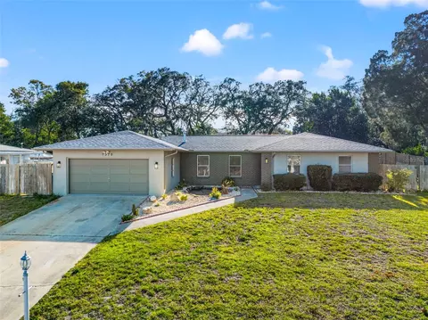 7370 Holiday Dr, Spring Hill, FL 34606