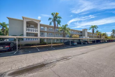 970 Virginia St #201, Dunedin, FL 34698