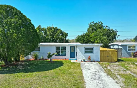 9196 86th St, Seminole, FL 33777