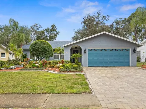 1419 Garden Ave, Tarpon Springs, FL 34689