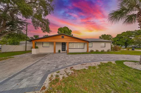 2600 66th Way N, Saint Petersburg, FL 33710