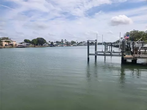 332 Bahia Vista Dr, Indian Rocks Beach, FL 33785