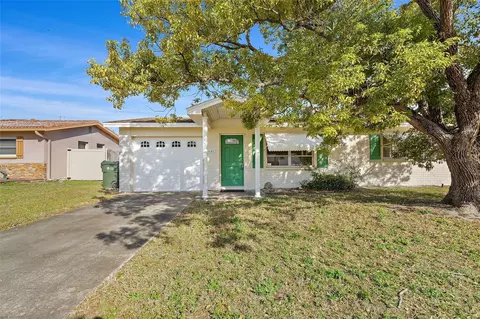 1142 San Marco Dr, Largo, FL 33770