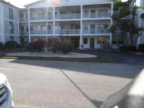 6000 20th St N #143, Saint Petersburg, FL 33714