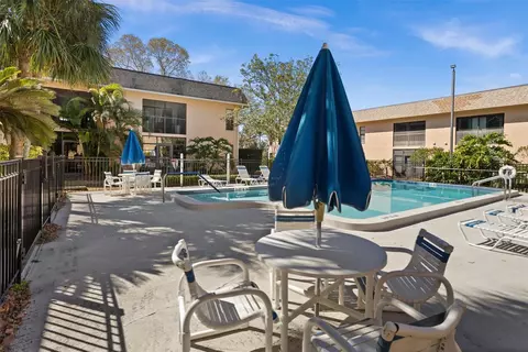 49 W Center St #111, Tarpon Springs, FL 34689