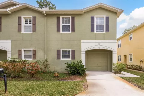 205 Ashley Ct, Dunedin, FL 34698