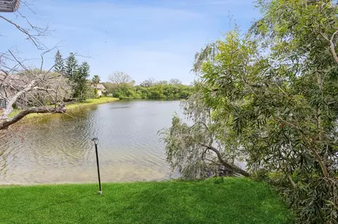 770 Village Lake Ter N #208, Saint Petersburg, FL 33716