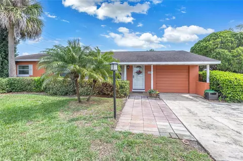 6397 Hampton Dr N, Saint Petersburg, FL 33710
