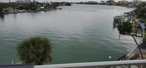 285 107th Ave #502, Treasure Island, FL 33706