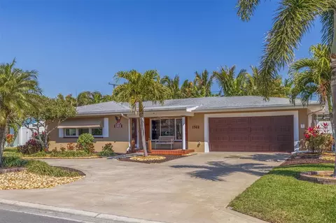 1322 Robin Rd S, Saint Petersburg, FL 33707