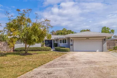 1471 Pinellas Point Dr S, Saint Petersburg, FL 33705