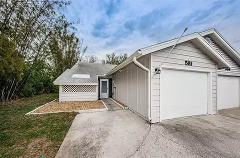 581 Daventry Sq, Palm Harbor, FL 34683