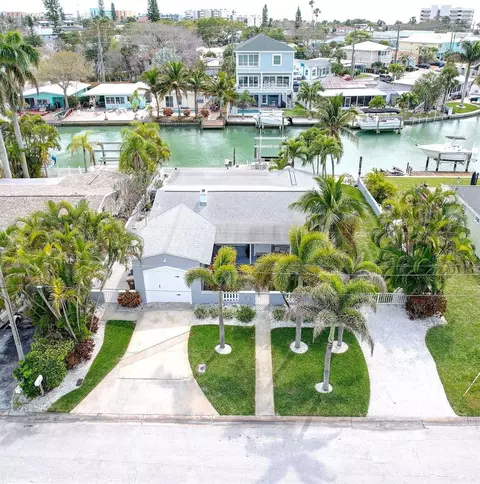 321 E Madeira Ave, Madeira Beach, FL 33708