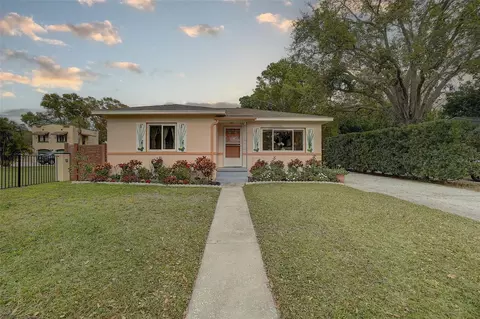 1608 Hull St S, Gulfport, FL 33707
