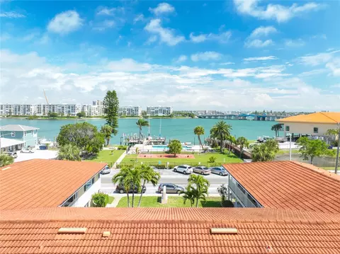 7740 Boca Ciega Dr #209, Saint Pete Beach, FL 33706