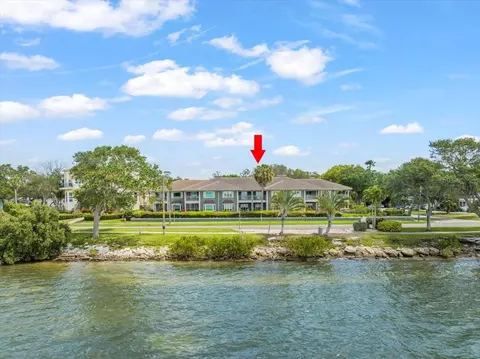 2087 Edgewater Dr #D, Clearwater, FL 33755