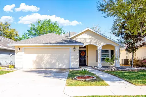2266 NW 52nd Pl, Gainesville, FL 32605