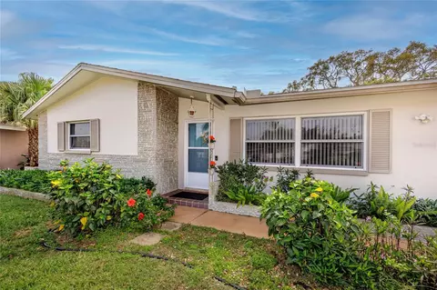 1639 Bellrose Dr N, Clearwater, FL 33756