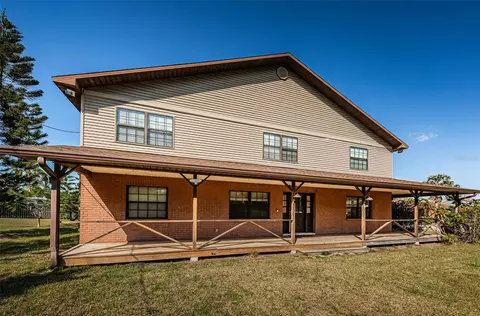 1247 Donegan Rd, Largo, FL 33771