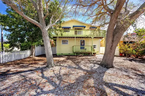 3114 57th St S, Gulfport, FL 33707