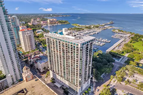 1 Beach Dr SE #2002, Saint Petersburg, FL 33701