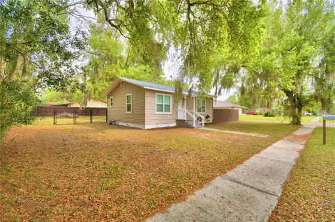 505 6th St NE, Fort Meade, FL 33841