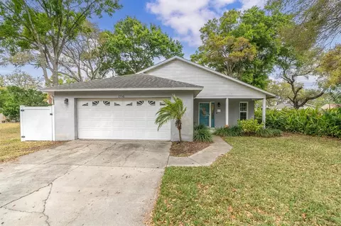 1956 Harding Plz, Clearwater, FL 33765