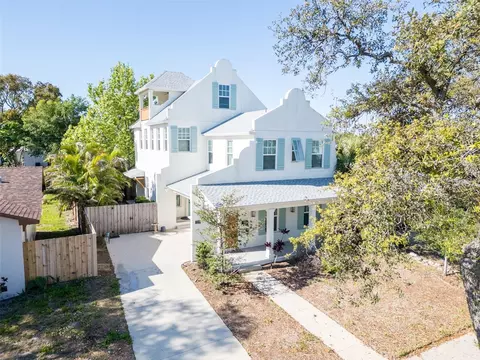 216 15th Ave SE, Saint Petersburg, FL 33701